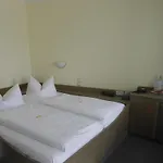Garden Bilk Hafen 3* דיסלדורף