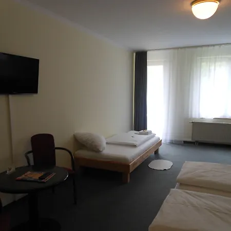 Hotel Garden Bilk Hafen 3*