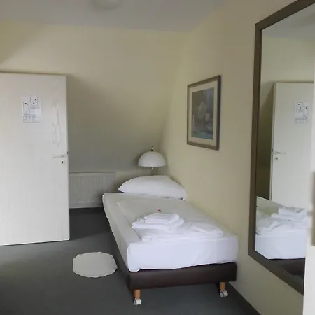 מלון Garden Bilk Hafen דיסלדורף