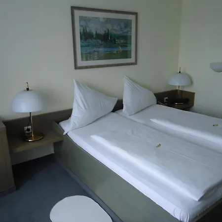 Garden Bilk Hafen 3* דיסלדורף