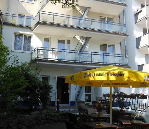 Garden Bilk Hafen מלון 3*