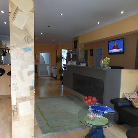 Garden Bilk Hafen מלון 3*