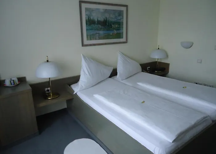 Garden Bilk Hafen 3* Ντίσελντορφ